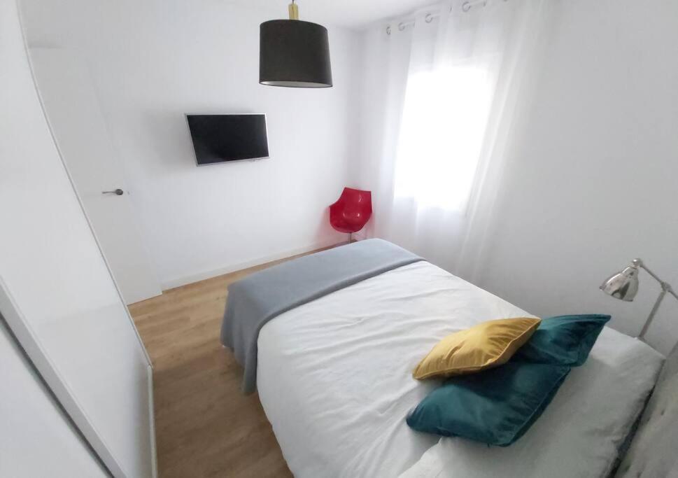 Luminoso Apartamento En El Centro, Con Mucho Arte Σεβίλλη Εξωτερικό φωτογραφία
