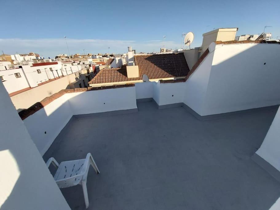 Luminoso Apartamento En El Centro, Con Mucho Arte Σεβίλλη Εξωτερικό φωτογραφία