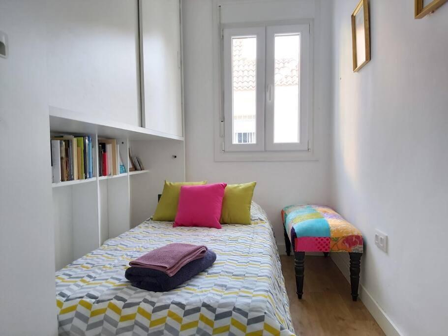 Luminoso Apartamento En El Centro, Con Mucho Arte Σεβίλλη Εξωτερικό φωτογραφία