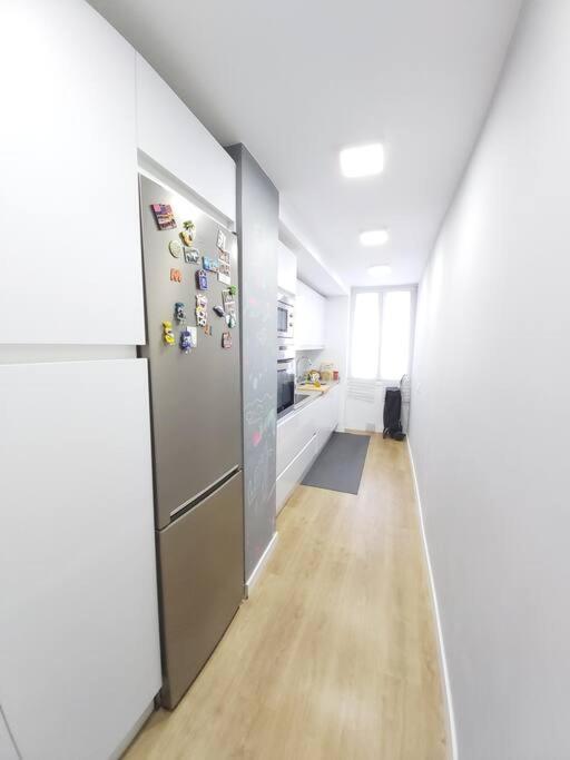 Luminoso Apartamento En El Centro, Con Mucho Arte Σεβίλλη Εξωτερικό φωτογραφία