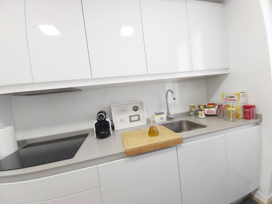 Luminoso Apartamento En El Centro, Con Mucho Arte Σεβίλλη Εξωτερικό φωτογραφία