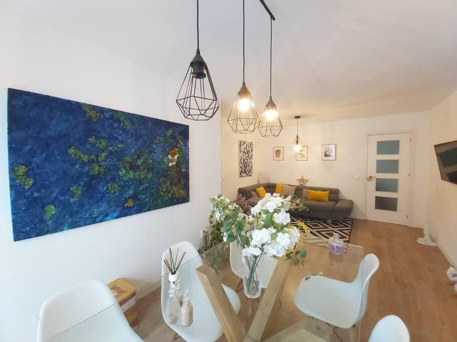 Luminoso Apartamento En El Centro, Con Mucho Arte Σεβίλλη Εξωτερικό φωτογραφία